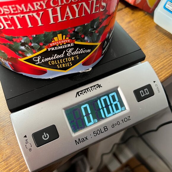 Irving Berlins White Christmas NEW IN BOX Betty Haynes Figure Rosemary Clooney - Picture 11 of 11